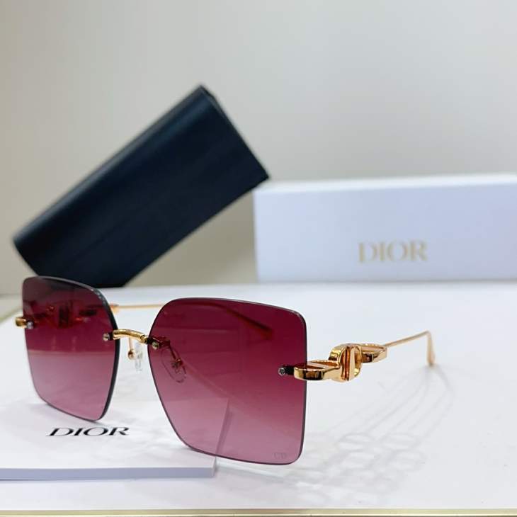 Picture of Dior Sunglasses _SKUfw76771644fw